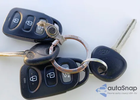 2019 Hyundai Elantra Sel z USA, uszkodzony, nr VIN 5NPD84LF0KH479303